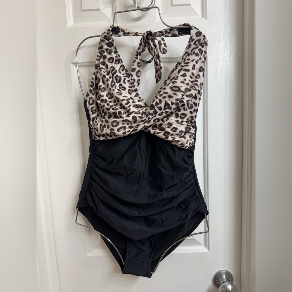 COCOPEAR One Piece Crossover Swimsuit High Waisted Tummy Control Swimwear Ruched